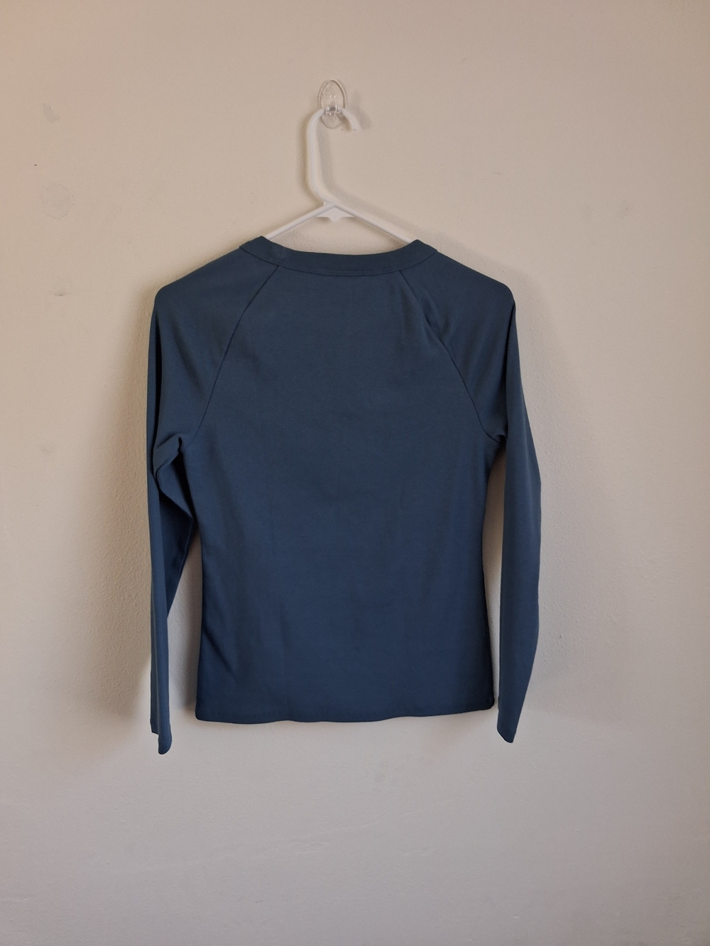 Whbm Ribbed Strech Button Long Sleeve - Picture 4 of 5